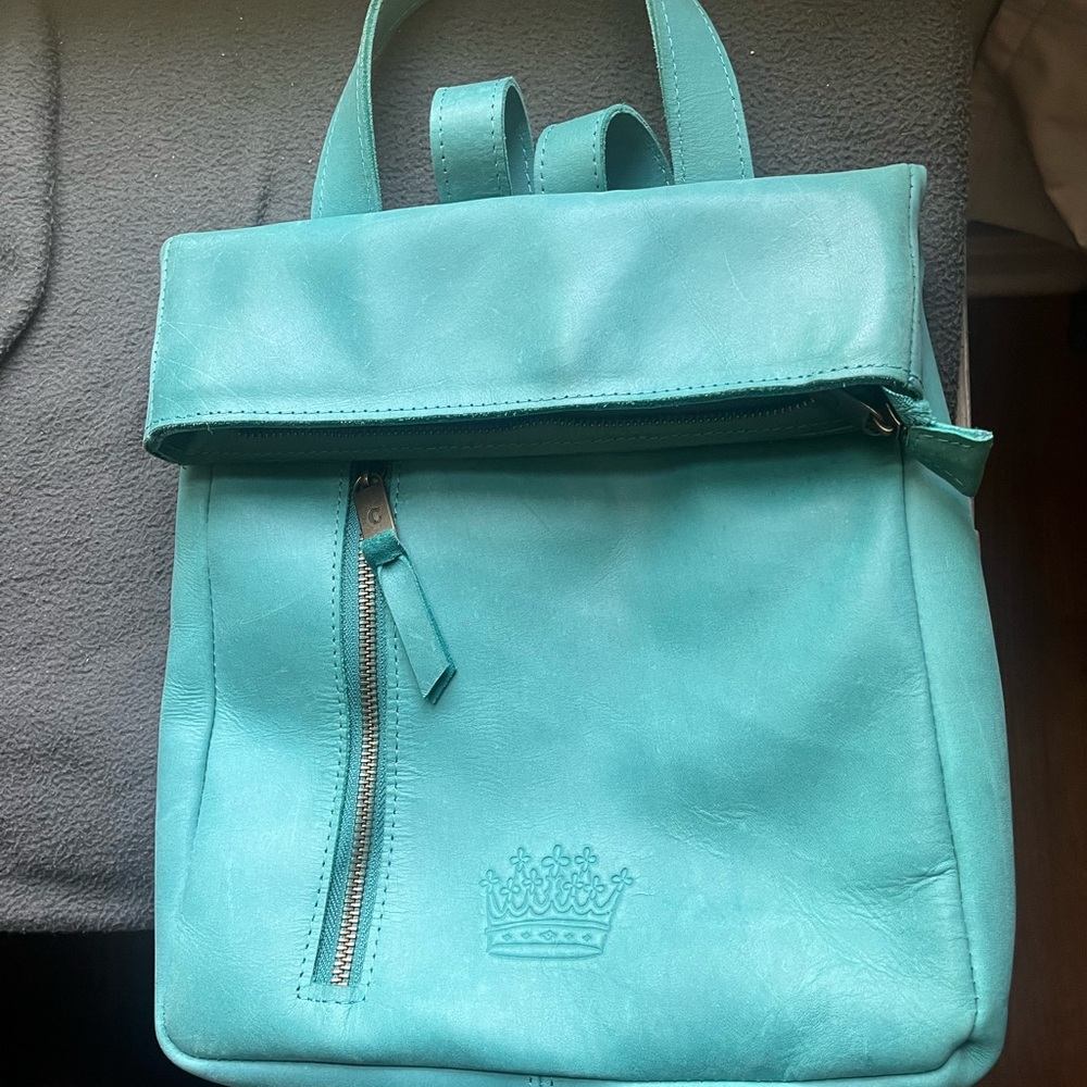Crown Free Backpack